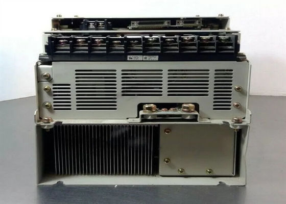 Yaskawa Nuovo Servo Drive SGDB-60ADG 230V in scatola