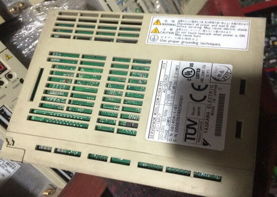 Yaskawa SGDM-01ADA-RY5 Giappone Servo Drive Nuovo Originale