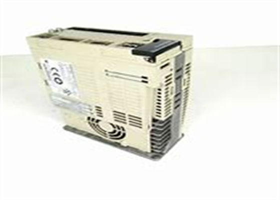Yaskawa SGDS-08A12A Sigma Serie 3 AC Servo Drive Nuovo di zecca