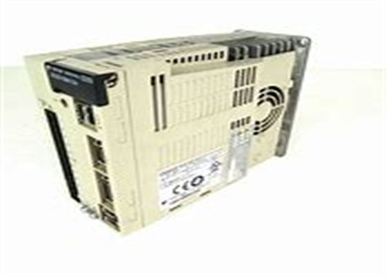 Yaskawa SGDS-08A12A Sigma Serie 3 AC Servo Drive Nuovo di zecca