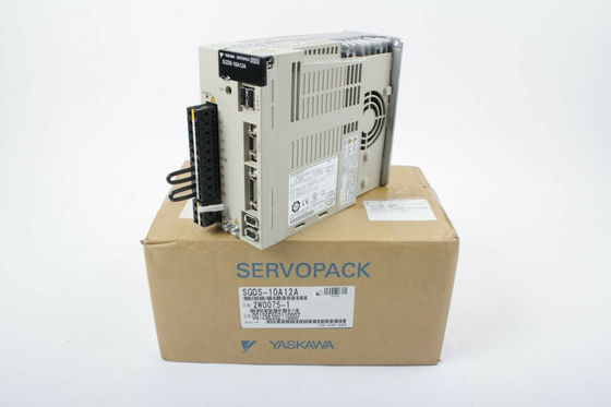 Yaskawa Sigma Serie 3 Servo Drive SGDS-10A12A Nuovo in scatola