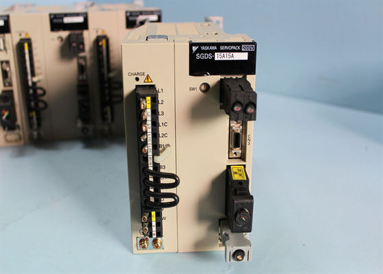 Giappone Yaskawa SGDS-15A15A Servo Drive Nuovo in scatola originale