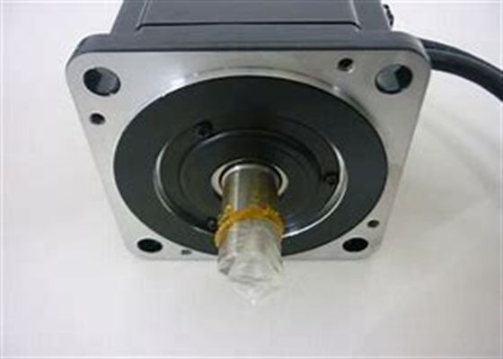Yaskawa Servo Motor SGMPH-02ACA-SW11 Industry Nuovo in scatola