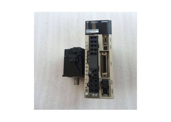 Yaskawa SGDV-2R8A01B002000 Servo Drives industriali AC Nuovo