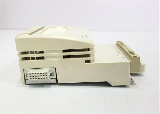 ABB DO802 3BSE022364R1 Modulo di uscita digitale Relay 8 ch