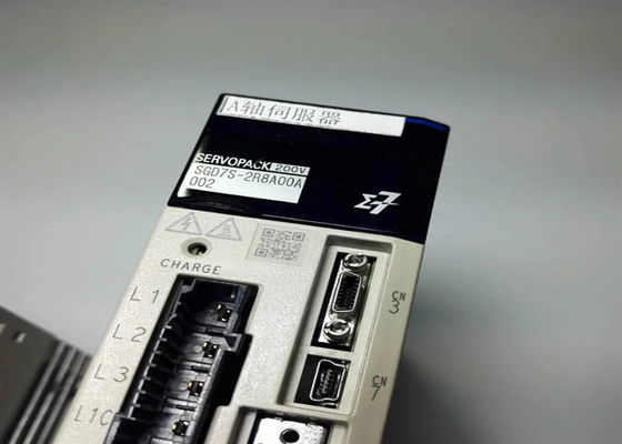 Yaskawa SGD7S-2R8A00A002 200V AC Servo Drive Nuovo in scatola