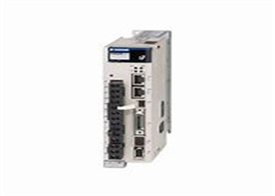 400W Servo drives industriali Yaskawa SGD7S-2R8A00A Nuovo originale