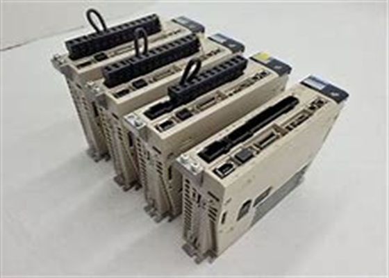 Yaskawa 750W AC Servo Drives SGD7S-1R6A20A Nuovo in scatola originale