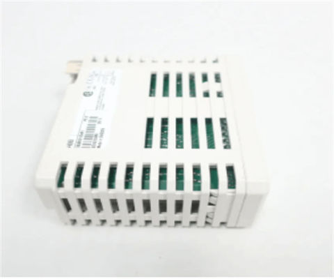 ABB DI814 3BUR001454R1 Modulo di ingresso digitale per un monitoraggio e un controllo affidabili