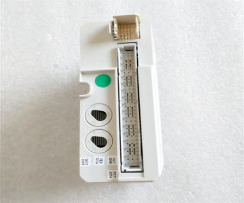 ABB DI825 3BSE036373R1 ABB Modulo di ingresso digitale Modulo amplificatore