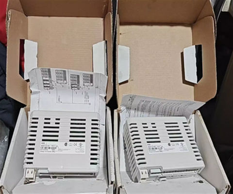 ABB DI830 3BSE013210R1 S800 Modulo di ingresso digitale I/O 24V SOE 16 ch