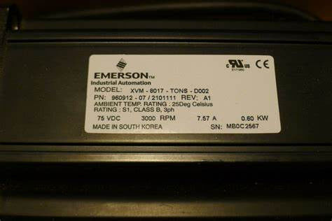 XVM-8017-TONS-0000 Emerson Industrial Servo Motor Nuovo in scatola