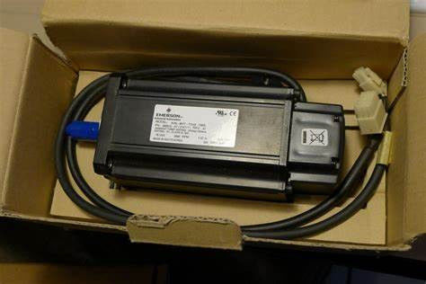 XVM-8017-TONS-0000 Emerson Industrial Servo Motor Nuovo in scatola