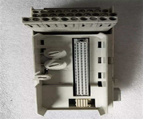 3BSE013231R1 ABB - TU811V1 ABB 8 Canale 250 V Modulo Compatto