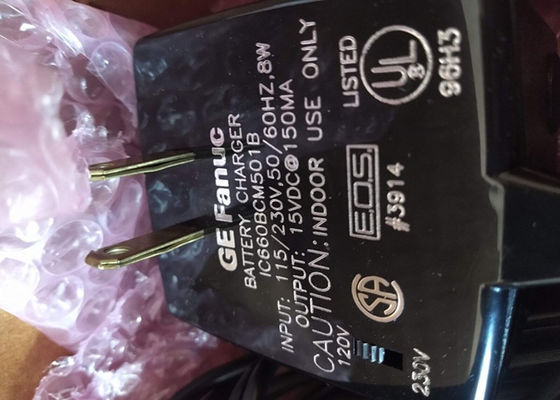 L'IC660BCM501 è un caricabatterie per monitor portatile della famiglia I/O GE Fanuc Genius