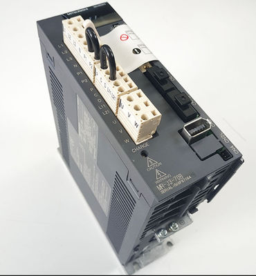Mitsubishi 750W Industrial AC Servo Drive MR-J3-70B-RJ004U502 Amplificatore del sistema di controllo