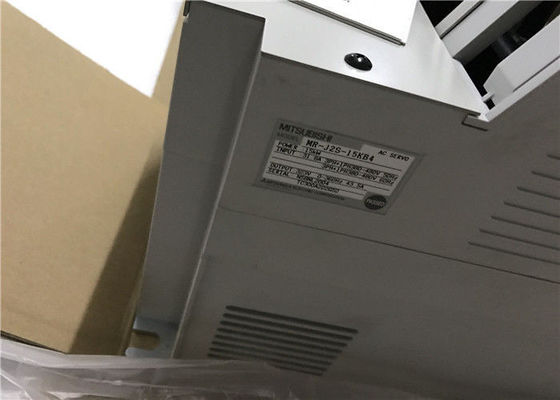 Mitsubishi Electric 15kw Industrial AC SERVO AMPLIFIER MR-J2S-15KB4 Azionamento
