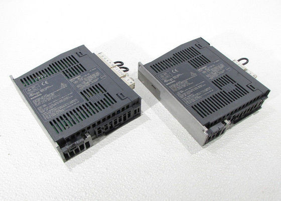 Amplificatore industriale 100W dell'azionamento di CA di serie MR-J3-10B di Mitsubishi Electric MELSERVO MR-J3 servo