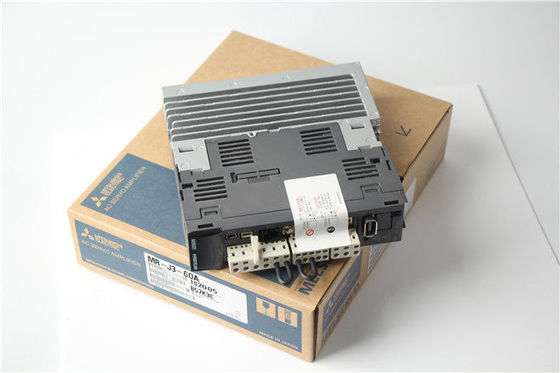 Azione industriali dell'azionamento 170V 3.2A dell'amplificatore MR-J3-60A-RJ070 di CA di Mitsubishi 600W servo NUOVE