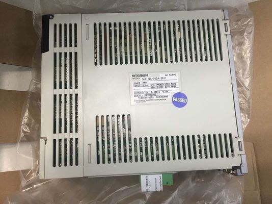 MITSUBISHI 1KW AC Servo Amplificatore MR-J2S-100A-S01 3 Fase Motor Drive NUOVO in magazzino
