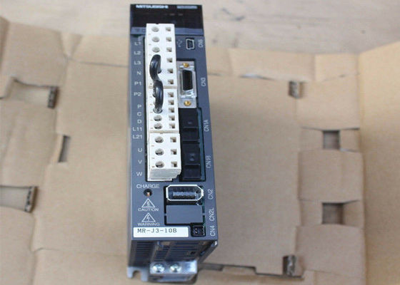 Amplificatore industriale 100W dell'azionamento di CA di serie MR-J3-10B di Mitsubishi Electric MELSERVO MR-J3 servo