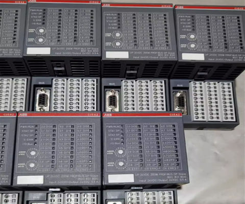 ABB 1SAP210800R0001 Unità di interfaccia bus-terminal TU510-DP: S500