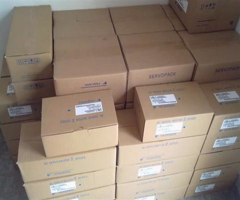 Yaskawa SGDH-10AE motore servomotore industriale