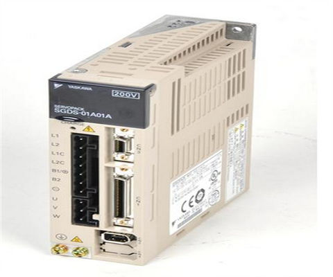 SGDS-01A01A Yaskawa Sigma Serie III Servopack motore servo industriale