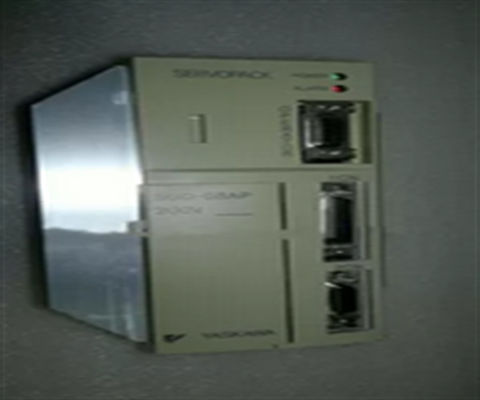 Amplificatore servo a corrente alternata con funzione di sicurezza della norma 61800-5-2
