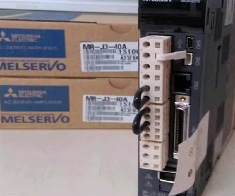 CA di MR-J3-200B 2KW un amplificatore Mitsubishi V di MR-J3 200 - 230 di 3 fasi