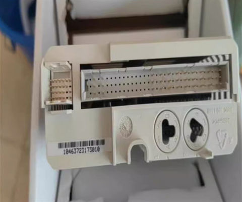 ABB AI890 3BSC690071R1 AI890 Modulo di alimentazione analogico ridondante