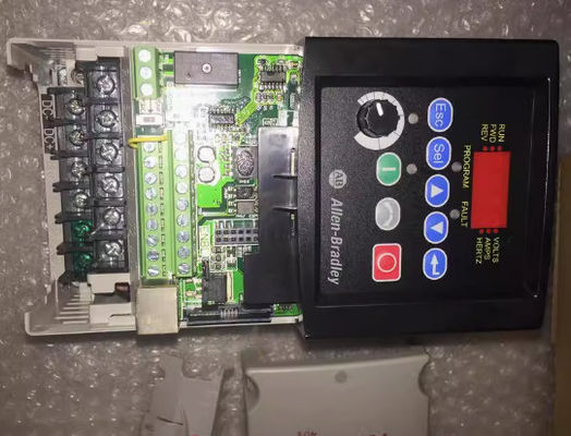 AB Allen Bradley 22B-D6P0N104 AC Drive Frequenza regolabile