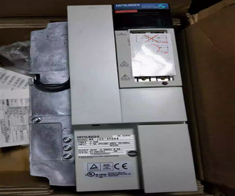 Il servo industriale di MR-J2S-350B4 Mitsubishi guida il servo amplificatore MR-J2