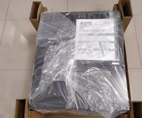 Invertitore variabile Mitsubishi 400V trifase di frequenza FR-F840-05470-2-60
