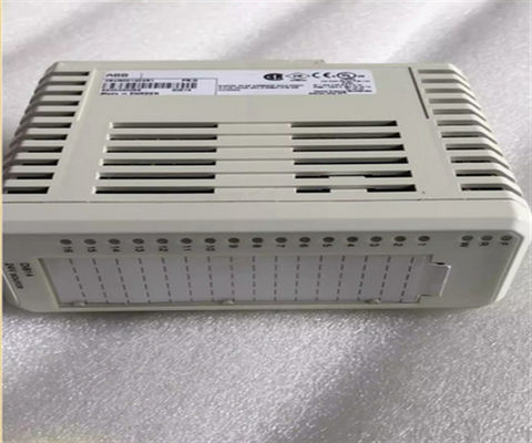 ABB DI811 3BSE008552R1 PR:C PLC Modulo DI 811 S800 Input digitale 48V 48V