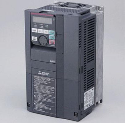 Mitsubishi Electric FR-A820-3.7K-1 6.7Kva inverter a frequenza variabile per applicazioni pesanti