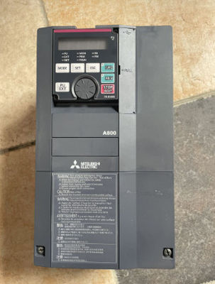 Mitsubishi FR-A820 Mitsubishi Invertitore di frequenza elettrico 6.7Kva Uscita 3.7Kw Capacità del motore