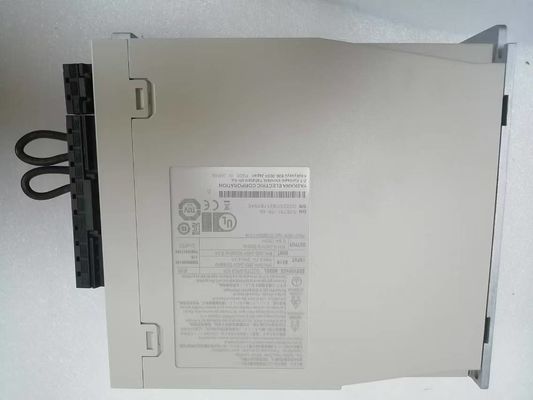 YASKAWA Electric Corporation SERVO SGD7S-5R5A10A Servomotore industriale