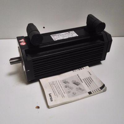 Lenze MCA 10I40- RS0B0-N14N-ST5S00N-R0SU 1.4751242 LB-FT Torsione