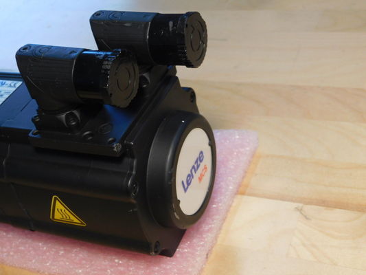 LENZE MCS 09F38LC40P1-B14N-ST5S00N-R0SU Tensione di alimentazione 399