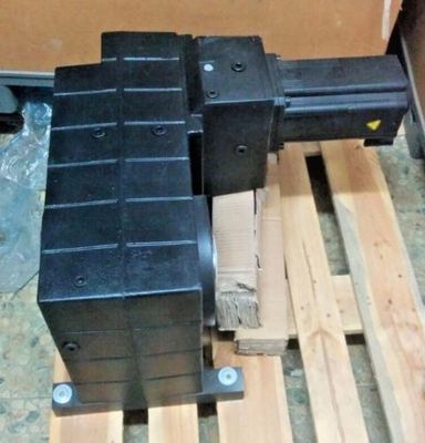 LENZE MCS 12H35-SRMP1-Z0E0-ST6S00N-R0SU Velocità nominale 2323 2323