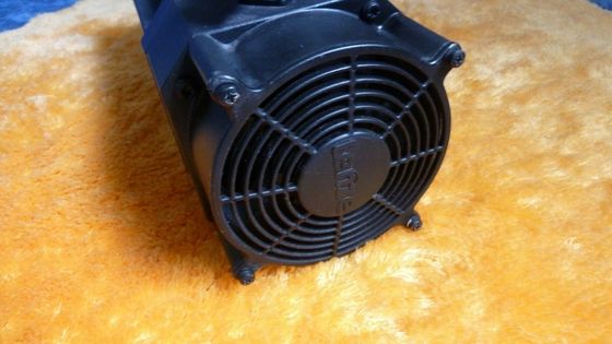 LENZE MDFKARS071-22 Batteria industriale IP65 con velocità di rivoluzione nominale di 3000