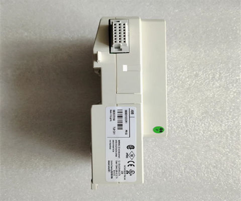 Modulo compatto a 250 V a 8 canali