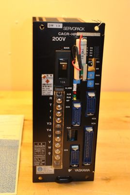 Yaskawa CACR-HR01BAB12Y5 Servo Drive Intervallo dinamico 35 DB