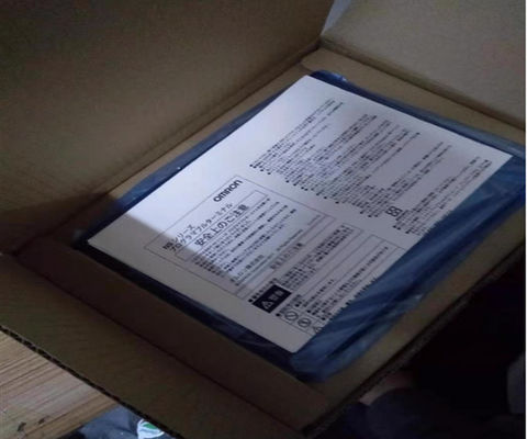 NS12-TS00B-V2 HMI touch screen da 8,4 pollici per sistemi di controllo industriali