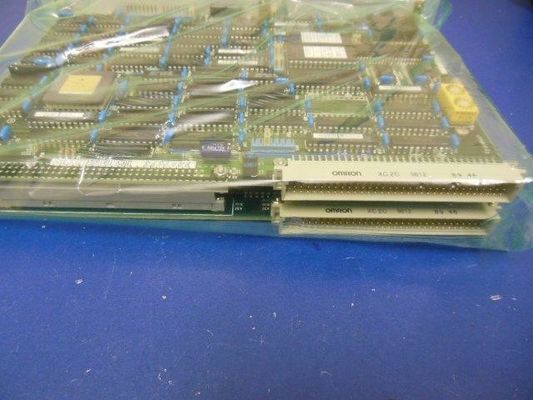 Omron 3G8B3-CL001 Servomotore ad albero per macchine automatiche