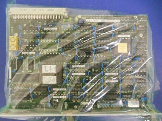 Omron 3G8B3-CL001 Servomotore ad albero per macchine automatiche