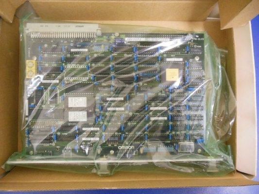 Omron 3G8B3-CL001 Servomotore ad albero per macchine automatiche