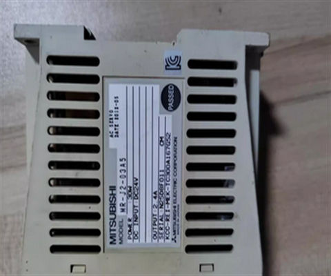 MR-J2-03A5 Servo-driver industriali con ingresso 24VDC pronti per la spedizione