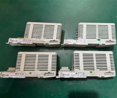 ABB 3BSE013208R1 Modulo Bus Cluster Modem Tipo TB820V2